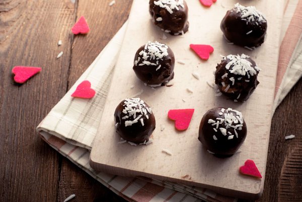 The ultimate guide to chocolate truffle making